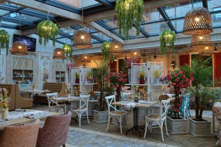 Cosmopolitan & Wellness - 97