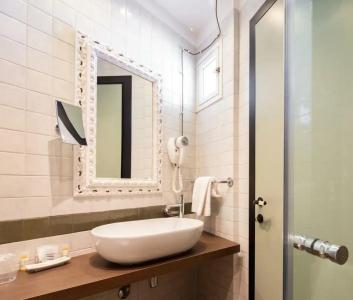 Best Western Maison B - 77
