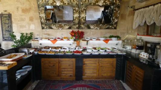 Traveller's Cave - 14