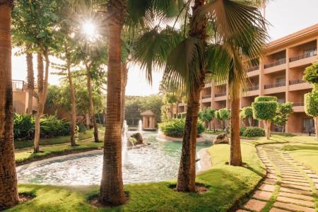 Dusit Thani LakeView Cairo - 77