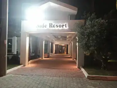 Side Resort Annex - 36