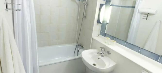 Kyriad Blois Nord - 58