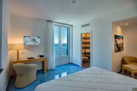 Boutique Helios - 2