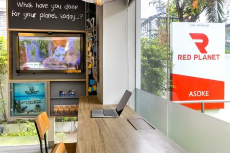Red Planet Bangkok Asoke - SHA Extra Plus - 18