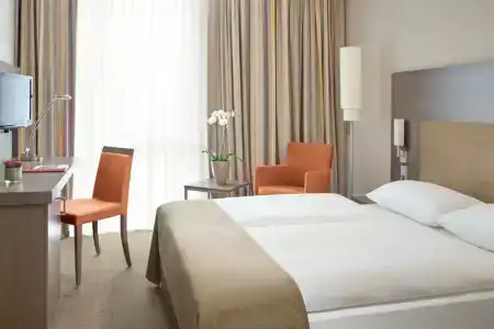 IntercityBerlin Hauptbahnhof - 61