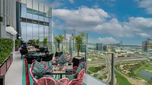 Taj Jumeirah Lakes Towers - 35