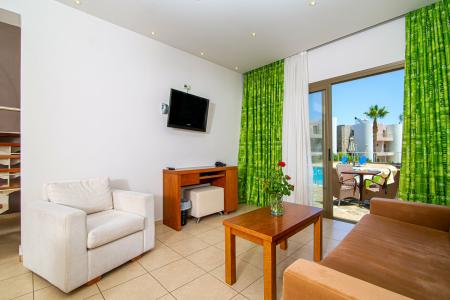 Royal Heights Resort Villas & Spa - 41