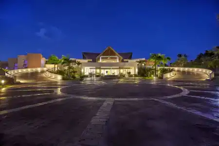 Royalton Punta Cana, An Autograph Collection All-Inclusive Resort & Casino - 1