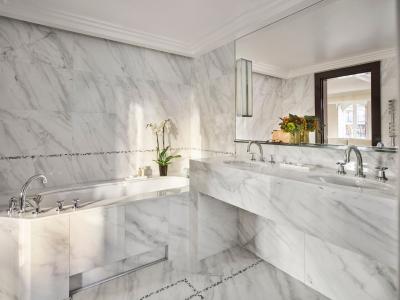 Hôtel Plaza Athénée - Dorchester Collection - 83