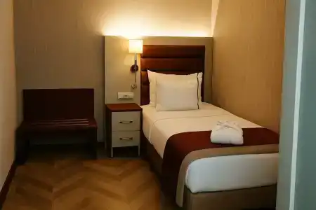 Taksim Gonen - 50