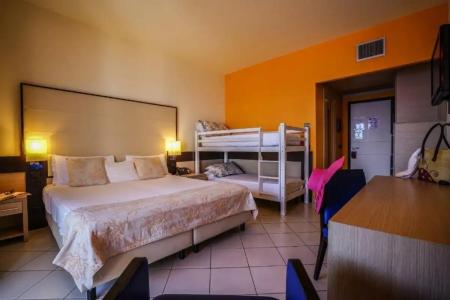 GH Avalon Sikani - 99