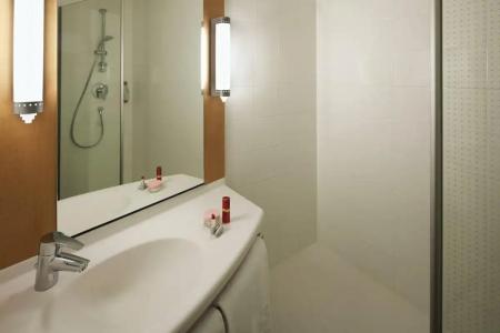 Ibis Barcelona Plaza Glòries 22@ - 97