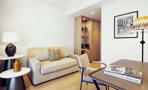 Grand Hôtel Du Palais Royal - 71