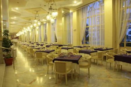 Riviera - Family and couples only - 67