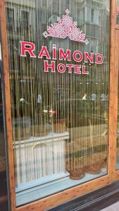 Raimond - 44