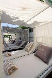 Best Western Maison B - 29