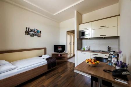 Garzon Plaza - 37