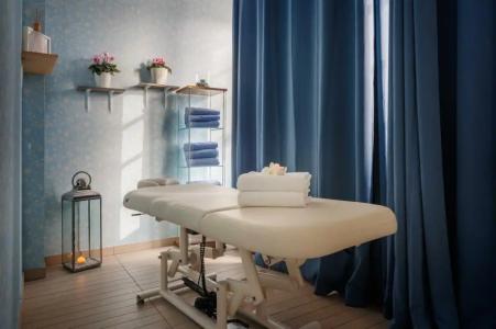 iH Grande Albergo Delle Nazioni - 82