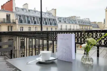 Park Lane Paris - 4