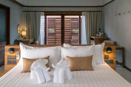 Banana Fan Sea Resort - SHA Extra Plus Certified - 77