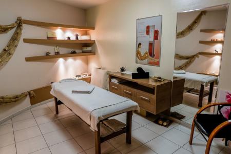 Cosmopolitan & Wellness - 39