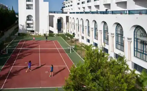 Riviera - Family and couples only - 7