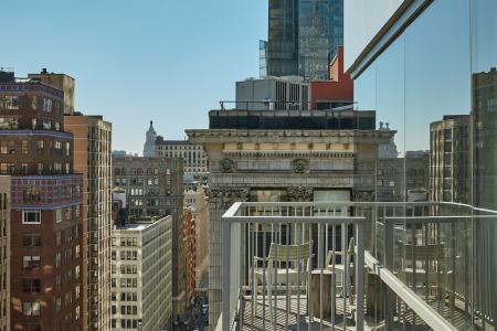 Mondrian Park Avenue - 89