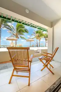 Le Peninsula Bay Beach Resort & Spa - 10