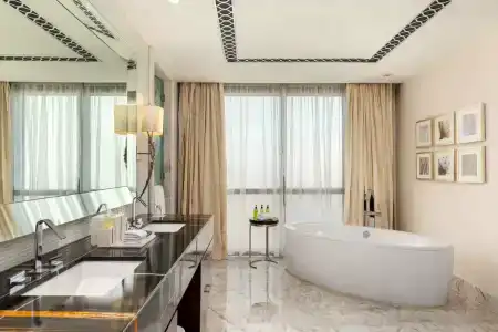 Hilton Dubai Al Habtoor City - 70