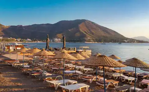 MARBAS SELECT BEACH , Adult Only 14 Plus - 17