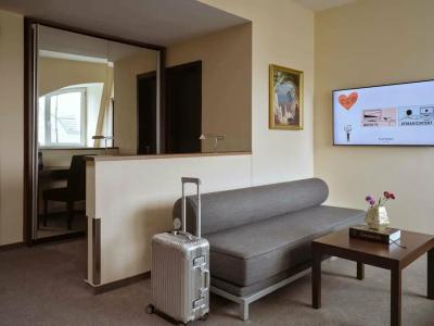 Metropolitan by Flemings - 25