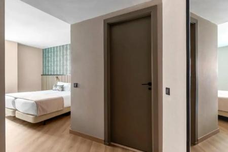 Rafaelhoteles Piramides - 12