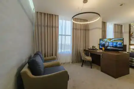 Rosslyn Dimyat Varna - 30