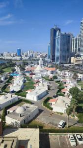 Holiday International - 73