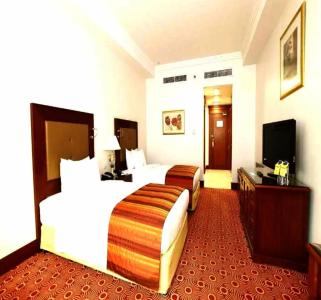 Sunday Holiday International Dubai - 56