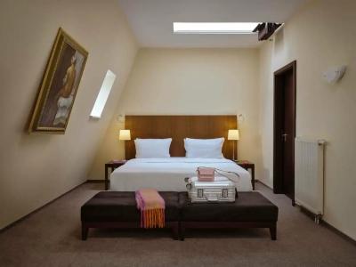 Metropolitan by Flemings - 50