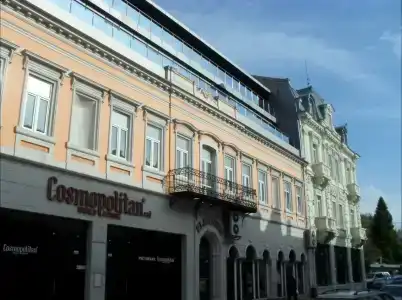 Cosmopolitan & Wellness - 6