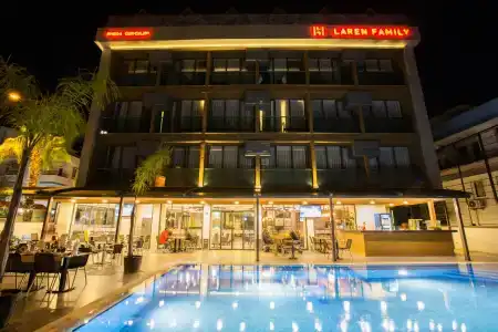 Laren Family & Spa - Boutique Class - 1