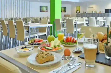 B&B Berlin City-Ost - 5