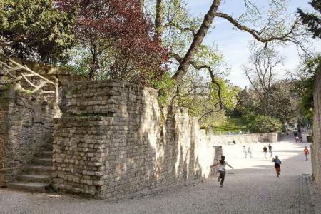 Des Arenes - 19