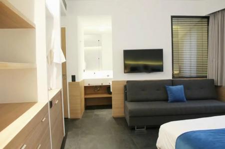 Athens Lodge Boutique - 53