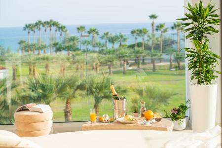 At Herbal Boutique & Spa - 12