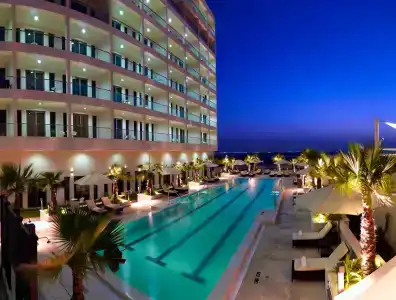 Staybridge Suites Yas Island Abu Dhabi, an IHG - 4