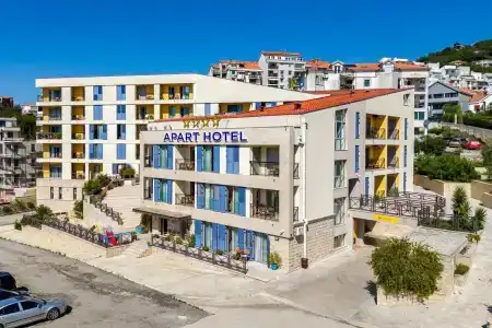 Apart M.S. KATUNJANIN - 2