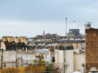 Dauphine Saint Germain - 12