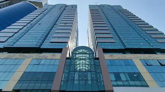 Golden Tulip Apartments - 3