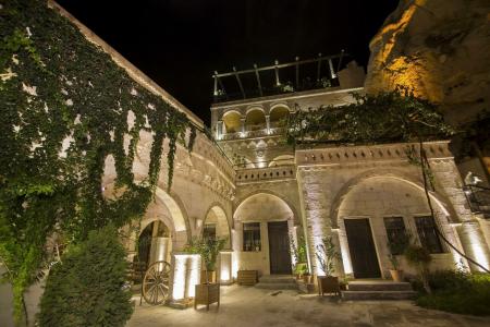 Roma Cave Suite - 82