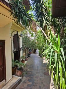 Tuvana - 90