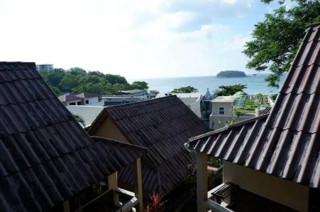 Kata Beachwalk and Bungalows - 13