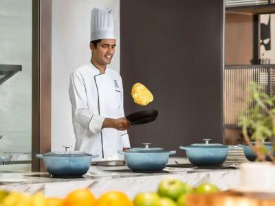 Novotel Bur Dubai - 63